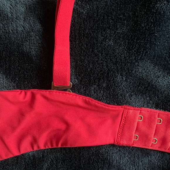 Montelle Wireless Molded Cup Bra - Picture 3 of 8